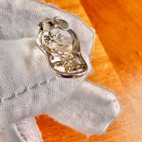 Sterling Silver Hawaiian Necklace, Turtle Flip Flop Necklace, Vintage Necklace - Picture 6 of 10